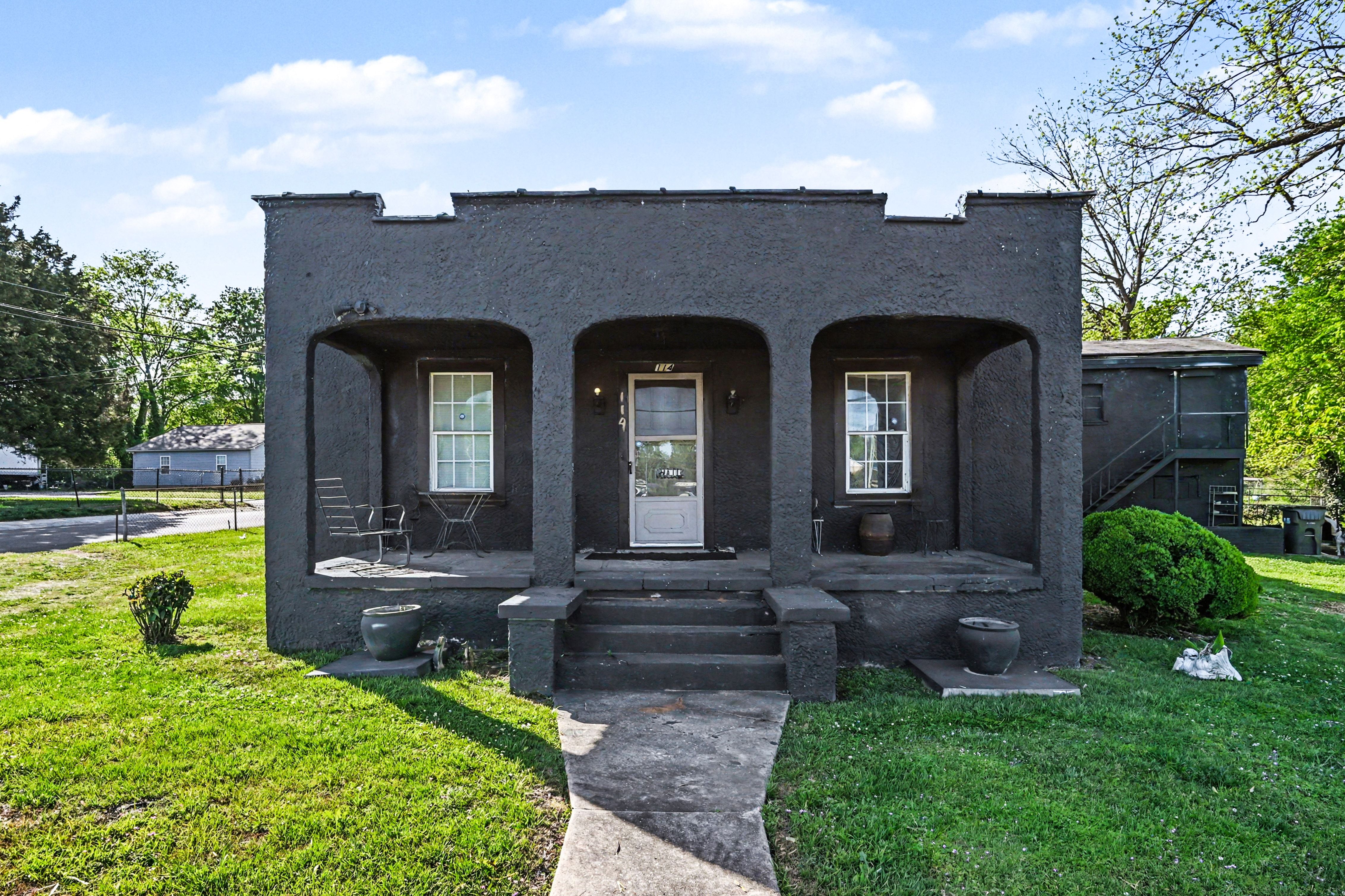 114 Norwood Dr, Charlotte, NC 28208